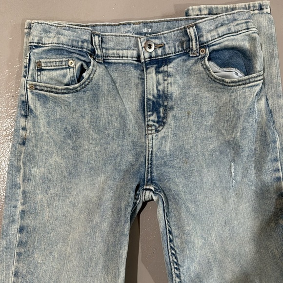 Wonder Nation light blue distressed boys jeans with pockets - Picture 2 of 3